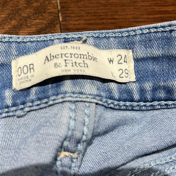 Abercrombie and fitch skinny jeans!! - Picture 2 of 2